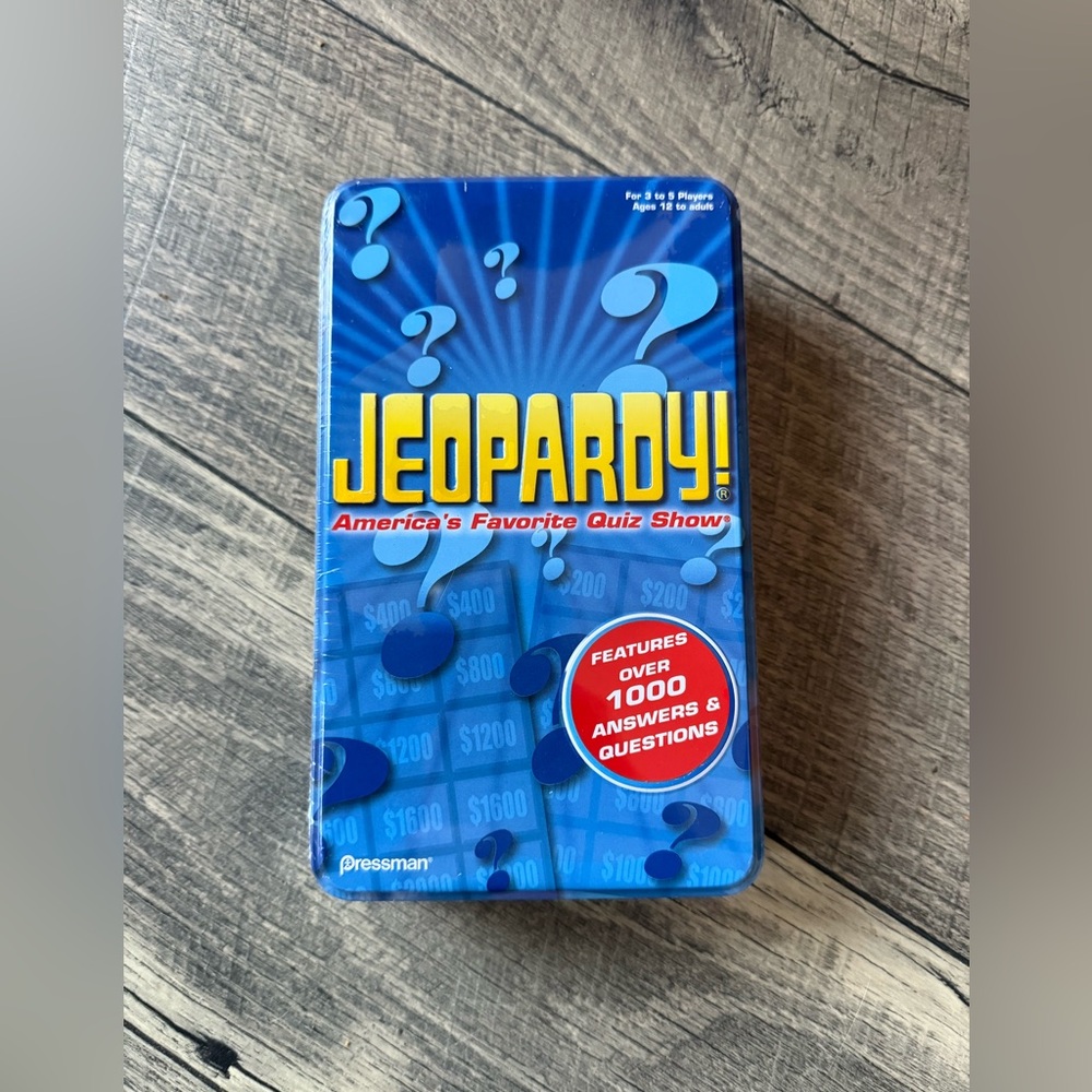 NWT Jeopardy! Quiz Show Game Pressman 2006 Blue Tin